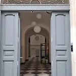 Garruba House 2 *