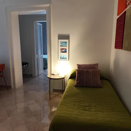 Апартаменты Garruba House 2 Бари